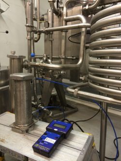 Holding time / residence testing on HTST, UHT and pasteurisers using saline conductivty or thermal methods